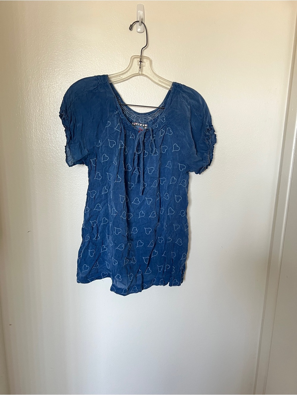 Johnny Was Women’s Blue Heart Print Smocked Scoop Neck Puff Sleeve Blouse Sz S